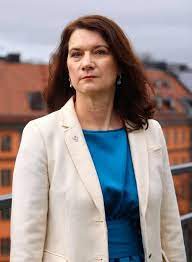 May 20, 2021 · rysslands utrikesminister sergej lavrov uppmanar de arktiska staterna att ta med militära frågor i samtalen kring framtiden i regionen. Ann Linde Valborg Firar Vi For Att Morkret Gar Mot Facebook