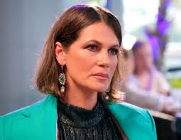 julia doan · 835K threads