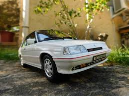 Image result for Blanc 1987 Renault