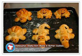 Maybe you would like to learn more about one of these? All Sizes Roti Manis Dengan Aneka Bentuk Binatang Kursus Patiseri 0813 3200 3300 Flickr Photo Sharing