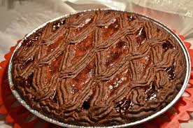 Linzer Torte Mit Erdbeermarmelade Linzertorte Torten Lebensmittel Essen