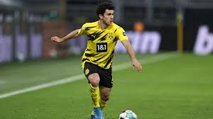 Current season & career stats available, including appearances, goals & transfer fees. Bvb Youngster Mateu Morey Steht Im Fokus Des Fc Sevilla