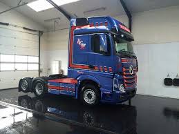 Mercedes Benz Actros Mp4 Gigaspace Mercedes Truck Mercedes Benz Trucks Mercedes Benz