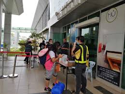 ✔️ onko eskylla saatavilla erityistarjouksia lentoihin kohteeseen ipoh sultan azlan shah? Penerbangan Pertama Ke Singapura Metrotv