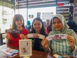 Lifeng lai widen the backdoor to let more attackers in. 10 Cerita Unik Perayaan Guanlin Jihoon Wanna One Dari Fans Indonesia