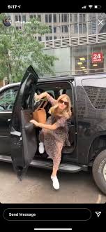 Both from the world of fashion, they share the same love for jewellery. Influencer Discussion Monday Feb 01 Blogsnark