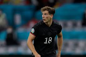 Real madrid have revealed their starting xi for the game. Report Fc Barcelona Real Madrid And Manchester United Could Be Getting Serious About Bayern Munich S Leon Goretzka Bavarian Football Works