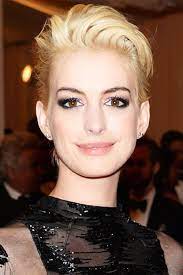 Thelist The Must Have Hair Colors Crop Hair Anne Hathaway Hair Gorgeous Hair