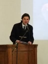 He will be turning 43 in only 232 days from today (05 november, 2020). Jan Six Saskia Bleef In Familie Om Emotionele Redenen Evinaschrijft