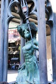 The Mermaid Fountain At Harry Potter World Is One Of The Best Spell Spots For Interactive Wands Interactive Wands Harry Potter Mermaid Harry Potter Creatures