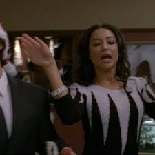 Watch Naya Rivera Perform Santa Baby In A Deleted Glee Scene