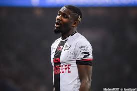 Finally, he signed a contract worth €5 million with barcelona before retiring in 2008 due to a heart defect that resulted in his brother's death. Officiel Marcus Thuram Quitte Guingamp Pour Monchengladbach
