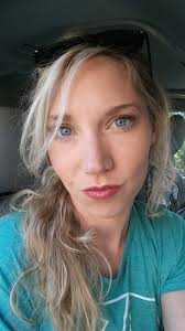 Bella had a makeover this evening. Look how pretty she is! ❤️