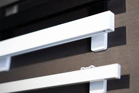 By covering the top of the drapes or blinds, an air lock is created and effectively seals off the space at the top of the window. Pelmets Perth Padded Pelmets Curtain Pelmets Curtainworld