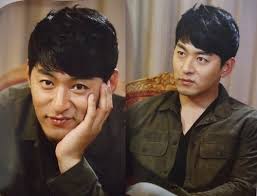 The series depicts her loves and political ambitions as she is torn between the two countries. Cheshirecat1023 Eng Japanese Magazine Interview Joo Jin Mo