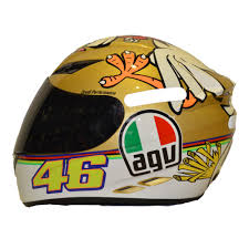 Forced to forfeit from the race in 2017 due to injury, the helmet's graphics replace characters doc and marty mcfly with rossi and crew chief silvano galbusera. Ù…Ø±ÙˆØ¹ Ø¯Ø±Ø¬ØªÙŠÙ† Ø§Ù„ØªØ±Ø§Ø« Capacete Valentino Rossi 2020 Cabuildingbridges Org