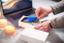 Begini cara kredit hp di lazada tanpa harus menggunakan kartu kredit. 15 Aplikasi Kredit Hp Terbaik Proses Cepat Tanpa Kartu Kredit Qoala Blog