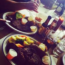 From your favorite classic breakfast goodies to burgers and steaks to comfort foods like meat loaf and italian pasta dishes to asian style curries. Eat Drink Like A Local In Santa Cruz Your Guide To The Best Deals Visit Santa Cruz County
