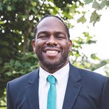 Terra Lynch (@terrateacher)