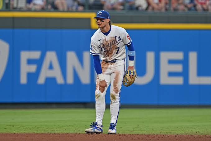 Royals hope Bobby Witt Jr. (knee) doesn't need first IL stint | Reuters