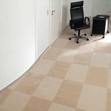 Er ist der bodenbelag mit der höchsten gestalterischen qualität. Auslegeware Unser Besonderer Teppichboden