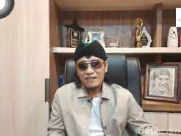 Gus miftah terbaru 2020 lucu ngadiluwih matesih karanganyar ambyar pak jumadi di kerjain. Canda Gus Miftah Pernah Terima Amplop Berisi Yen Hingga 3 M