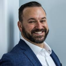 Kerry Melton's Instagram, Twitter & Facebook