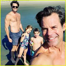 Jun 17, 2019 · adam devine and andrew rannells nancy meyers movies are for men too! Andrew Rannells Photos News And Videos Just Jared Page 4