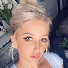 Kelsey Rausch's Instagram, Twitter & Facebook