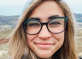 Sheila Anne's Instagram, Twitter & Facebook