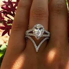 Pin By Samy Cortez On Early Planning Unique Engagement Rings Wedding Rings Engagement Beautiful Wedding Rings