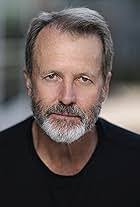 Gregg Perry's Instagram, Twitter & Facebook