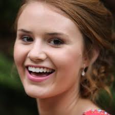 Emma Hendrix (@emmaehendrix)