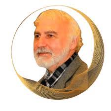 Carolyn Doiron's Instagram, Twitter & Facebook