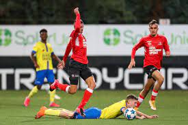Latest results cambuur vs helmond. Helmond Sport Stort Na Rust Volledig In En Wordt Van De Mat Geveegd Door Sc Cambuur Foto Ed Nl