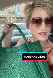 Womens Anna Reversible Tote with Pouch