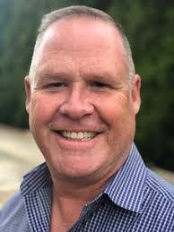 Dean Bagley's Instagram, Twitter & Facebook