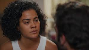 Dona de Mim: após chantagear Samuel, Mirna Vargas faz as fotos da campanha  da Boaz