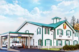 Fast facts about 100 mile house (bc), canada. Super 8 By Wyndham 100 Mile House 100 Mile House Bc Hotels