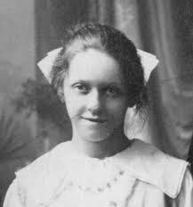 Barbara Bergman's Instagram, Twitter & Facebook