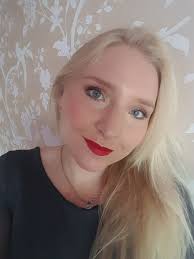 Sophie Bee Makeup Artist