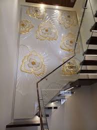 ديكورات جدران الدرج الداخلي