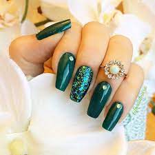 Acrylic nail is suitable for daily,rave,festival,party,dating and other special occasions.it will be a easy application and good tenacity: Perfect Color Green Nails Green Acrylic Nails Green Nail Art