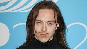 What do you think of Tommy Cash's new Italian-themed single, Ok? : r/italy