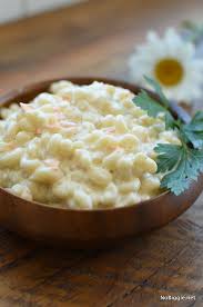 I was desperately searching for the rather plain macaroni salad served at ono hawaiian bbq and this one comes close! Hawaiian Mac Salad Nobiggie