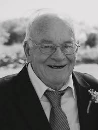 Milton Strachan Obituary