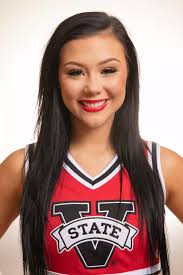 Taylor Mahon's Instagram, Twitter & Facebook