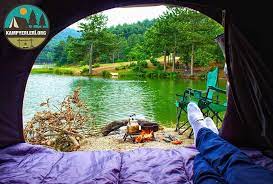 her gun 1 kamp yeri bursa da katirli daglari nin eteklerinde kurulu ericek koyu ve ericek goleti gursu ilcesine 19 kilometre uzaklik goletler kamp trekking