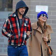 In a recent post, mendes captioned a picture of her. Why Eva Mendes Is Cracking Open A Window Into Her Private World E Online Deutschland
