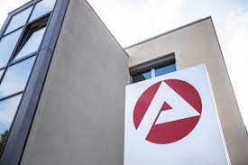 Die arbeitsagentur gliedert sich in die bundesagentur für arbeit, regionaldirektionen und örtliche arbeitsagenturen (adressen siehe unten auf dieser seite). Arbeitsagentur Photos Royalty Free Images Graphics Vectors Videos Adobe Stock